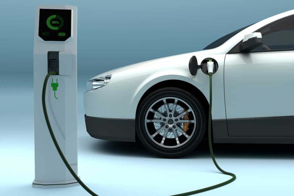 Batteria auto elettrica crolla il costo