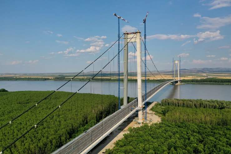 Ponte Danubio lungo 