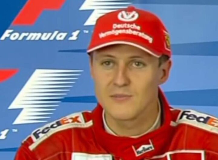 Tutti pazzi per le tute di Schumacher e Senna